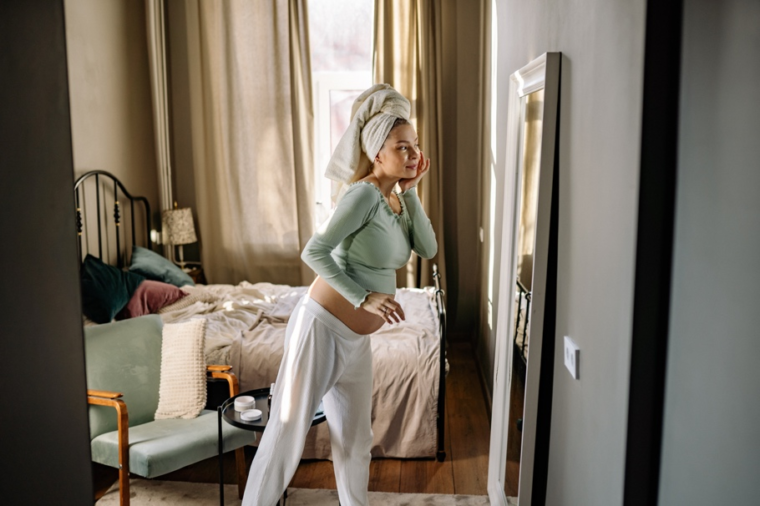 Here is the ultimate guide to pregnancy skincare (the dos and don’ts)